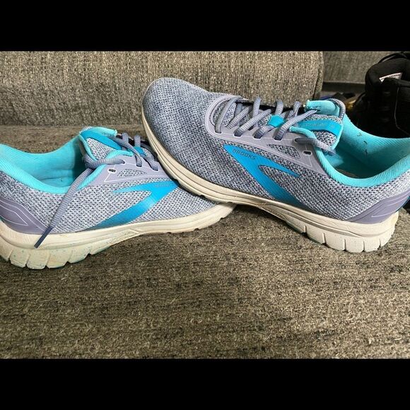 Brooks Running shoes - Picture 4 of 11